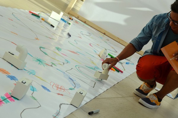 color，translate，robot，originality，Design，Digital，intelligence，