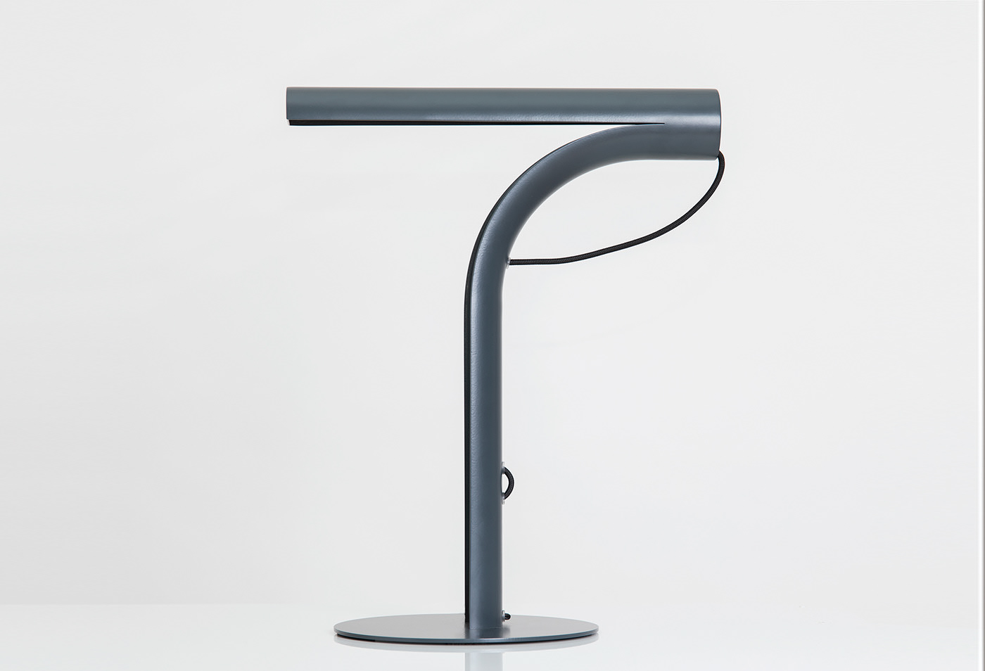 Desk lamp，The Conduit，grace，