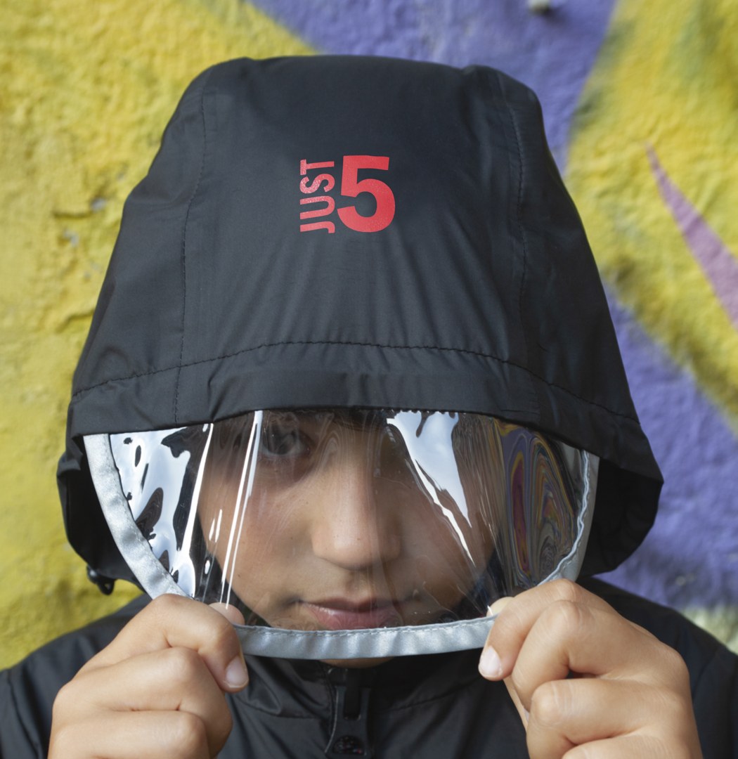 Jacket，disinfect，glove，face shield，outdoors，