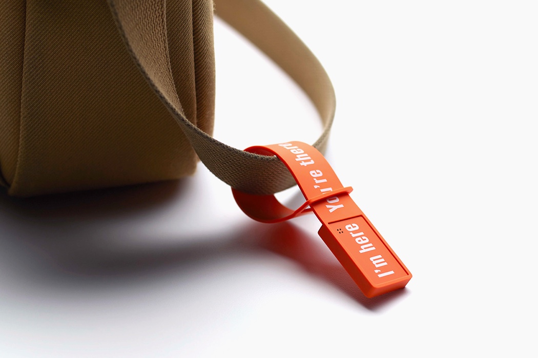 Intelligent tracker，Bluetooth connectivity ，location，