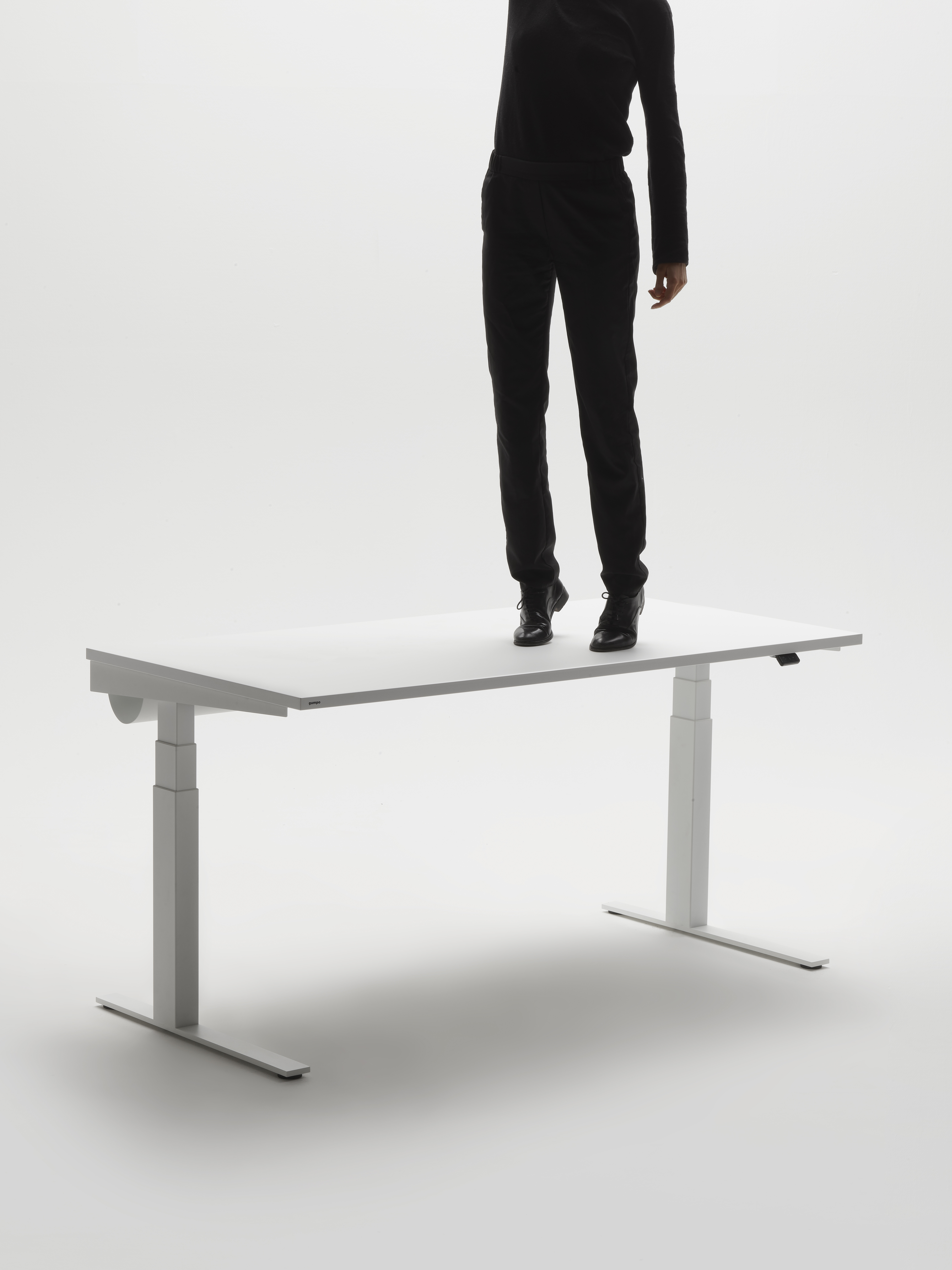 to work in an office，Table，GUMPO，Ergonomics，