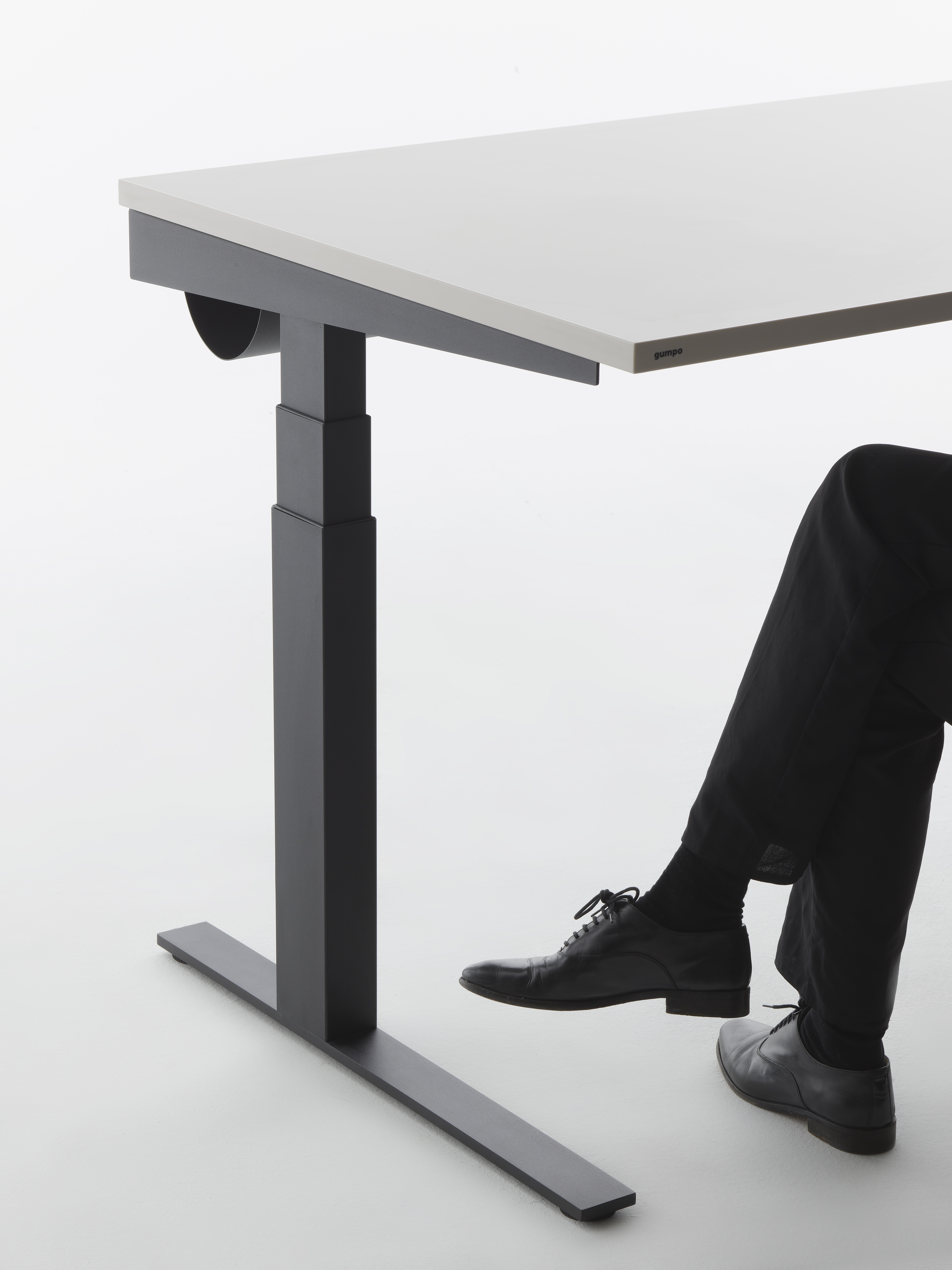 to work in an office，Table，GUMPO，Ergonomics，