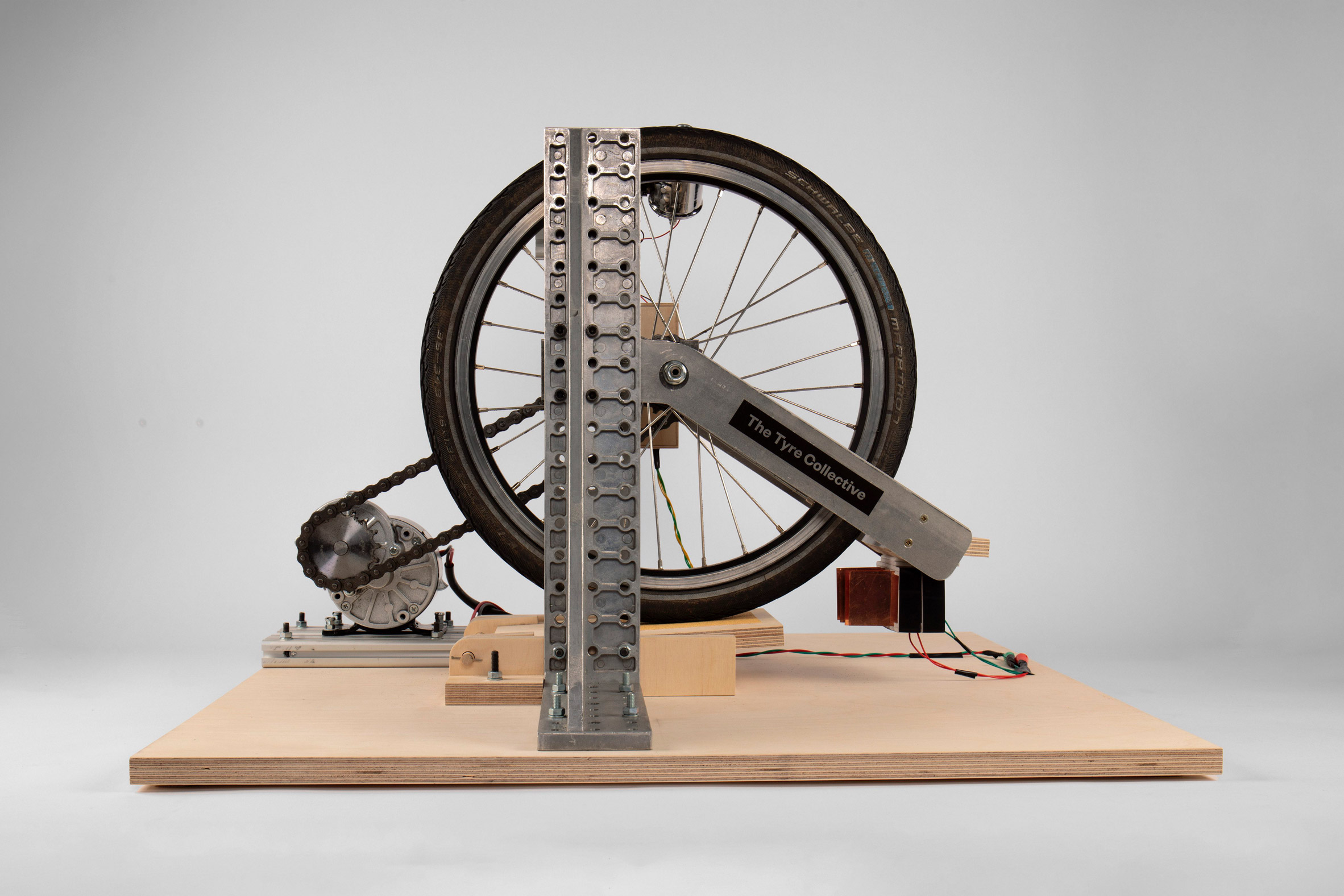 automobile，tyre，practical，