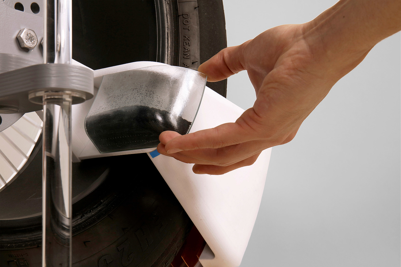 automobile，tyre，practical，