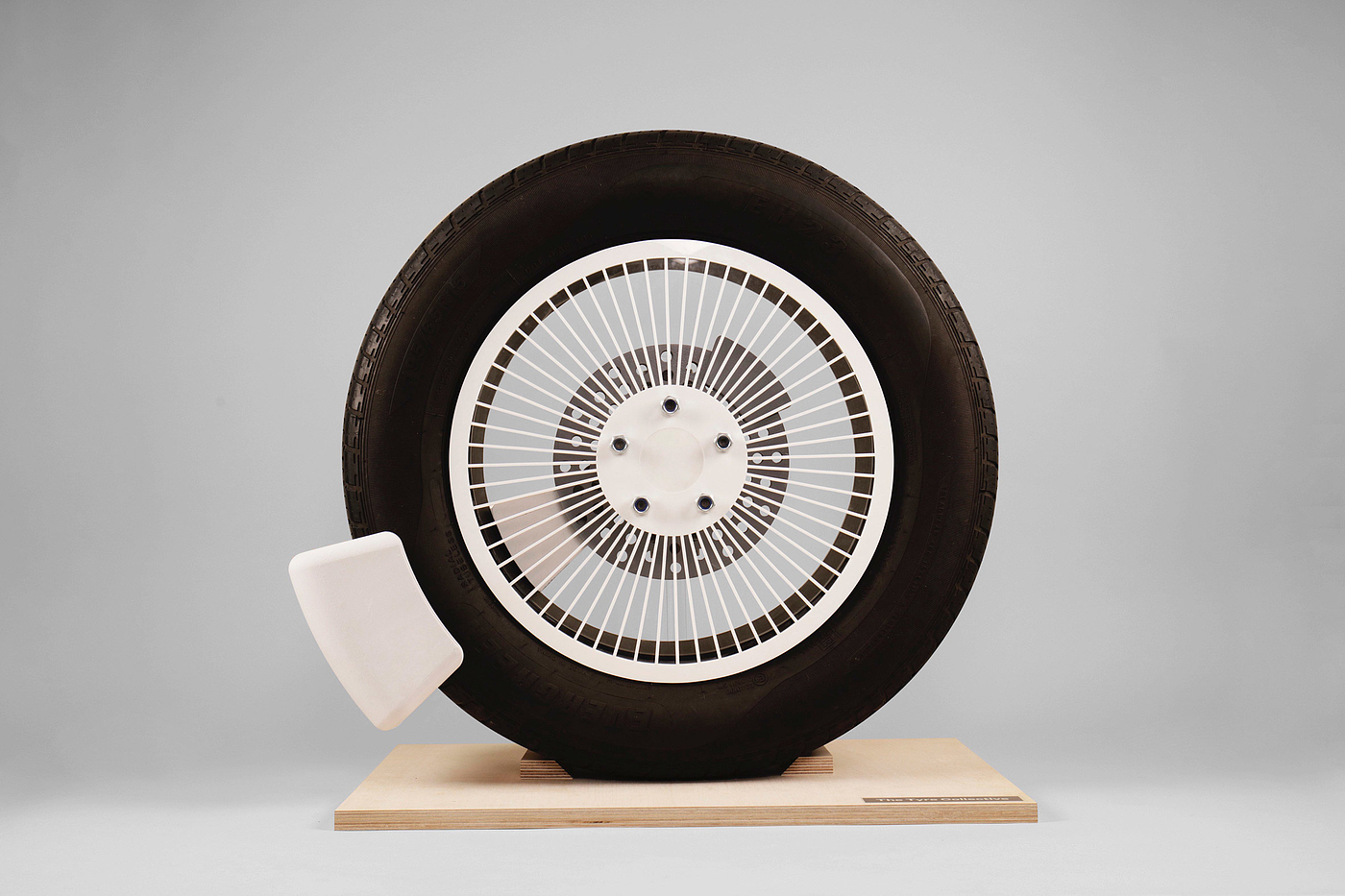 automobile，tyre，practical，