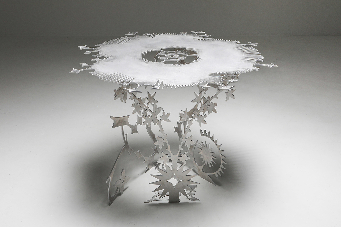 chair，Table，lamp，Sharp，aluminium，