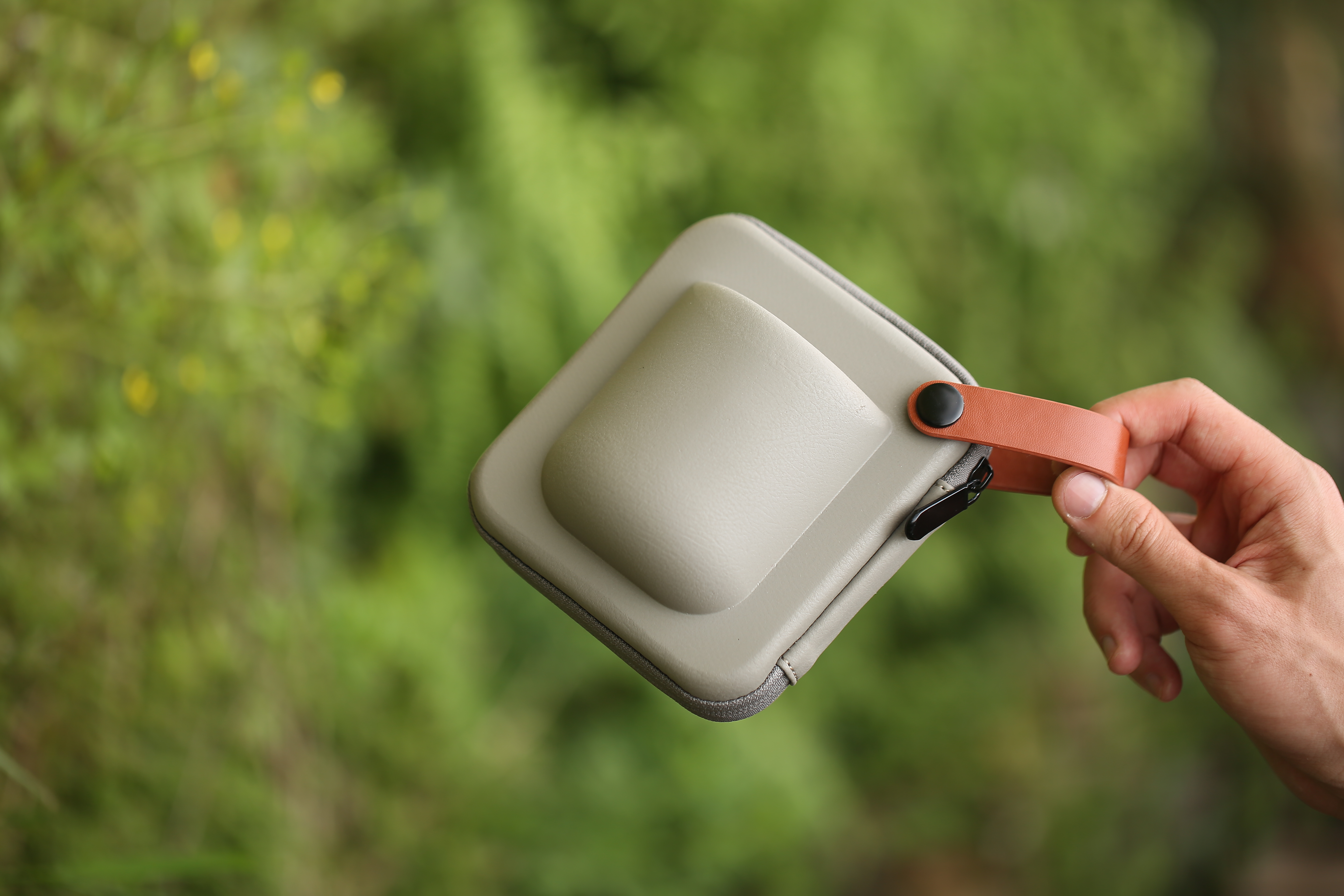 Travel and storage，