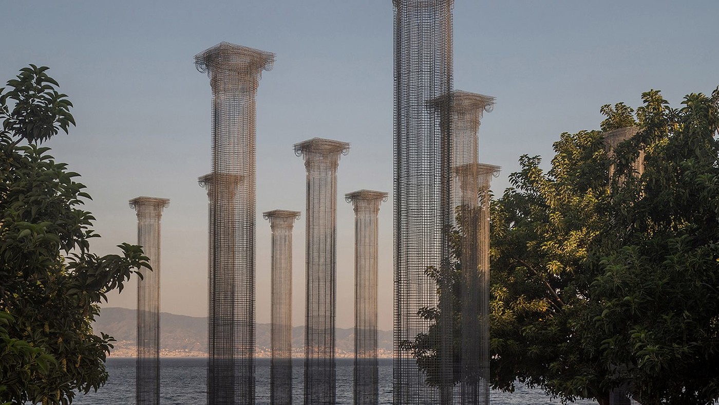Italy，column，Metal，network，park，