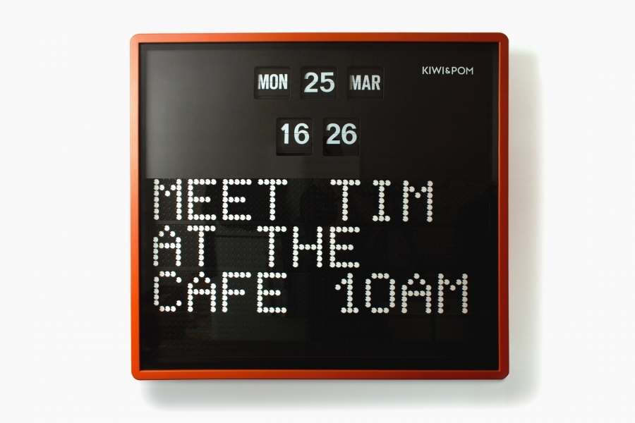 Clock，London Design Exhibition，Bridge between real and virtual world，Slow technology，idea，