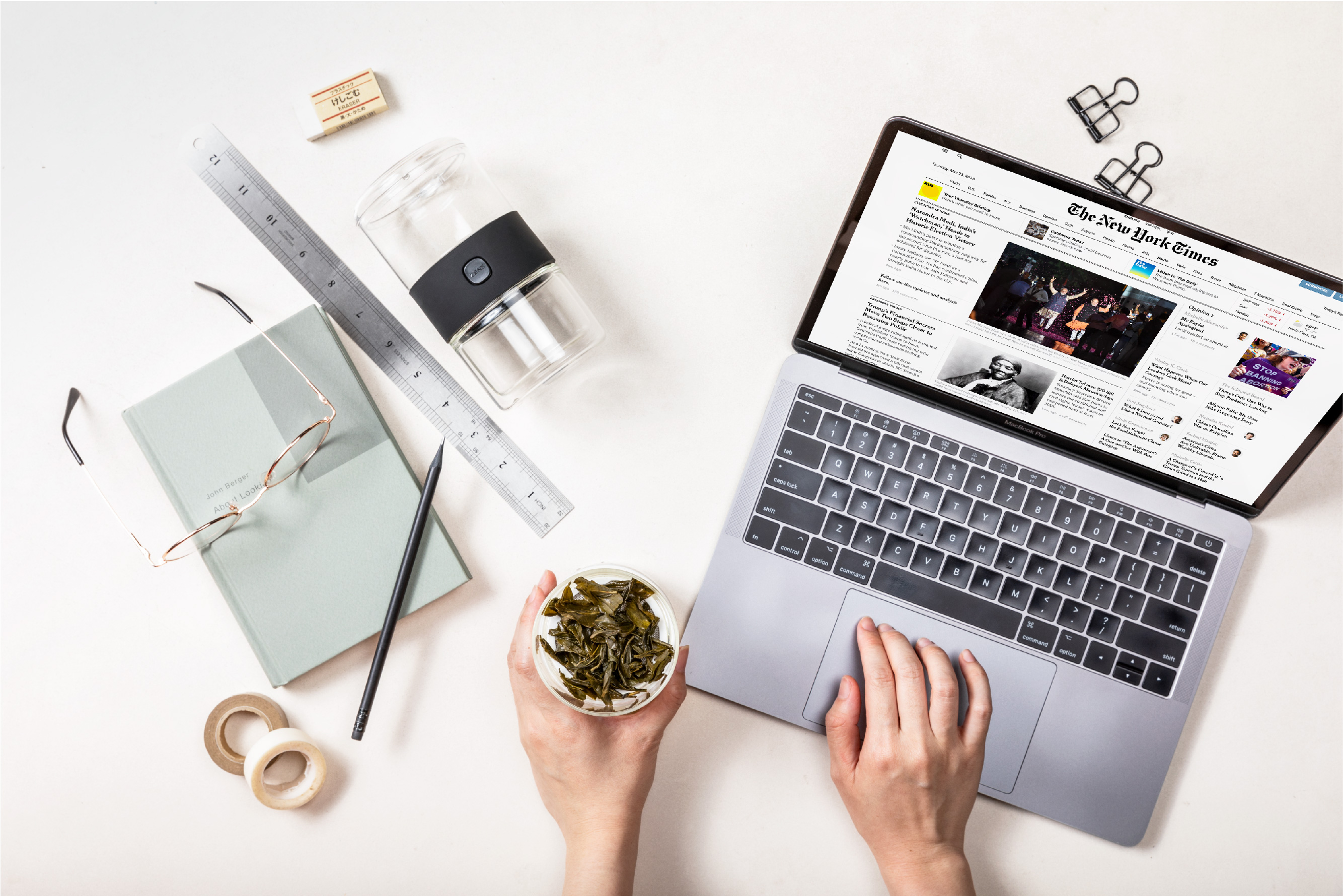 Original product design，Life aesthetics，Original product design，New tea experience，Life aesthetics，Portable travel tea set，New tea experience，Fashion health，Portable travel tea set，Fashion health，