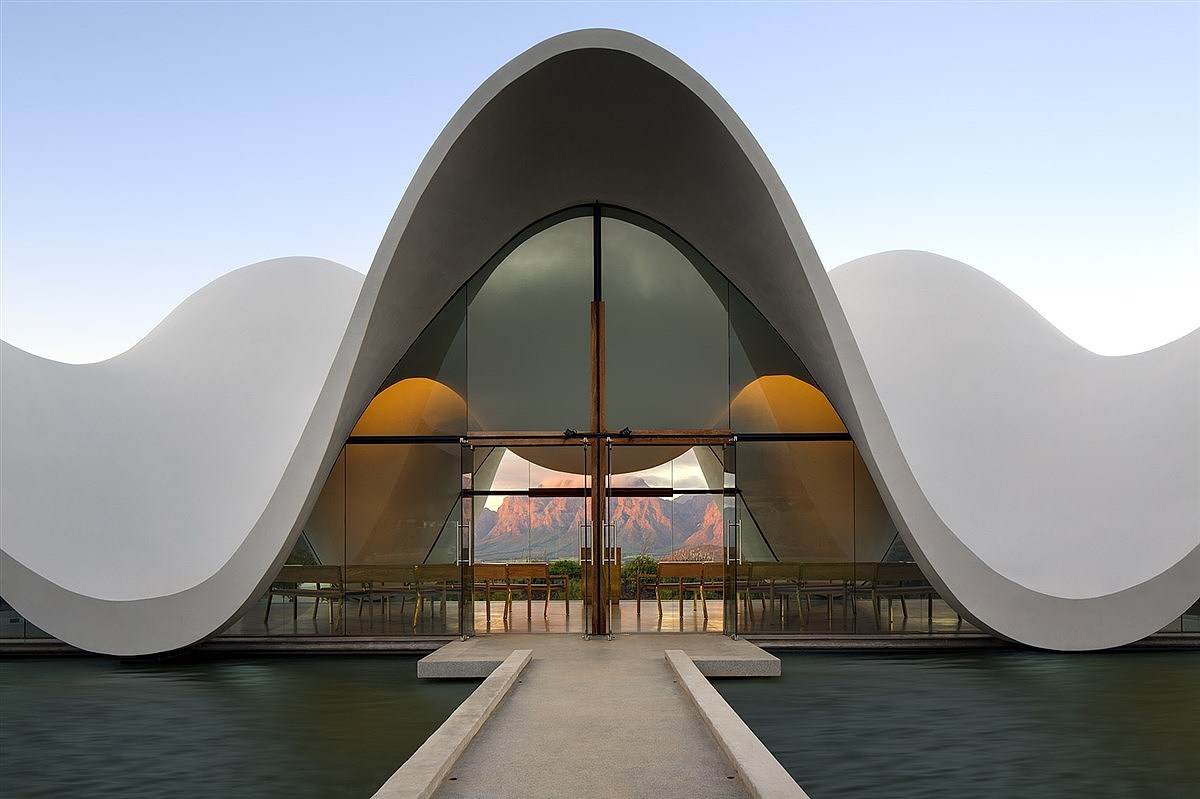 Characteristic architecture，church，Nimble，Architectural design，beautiful，