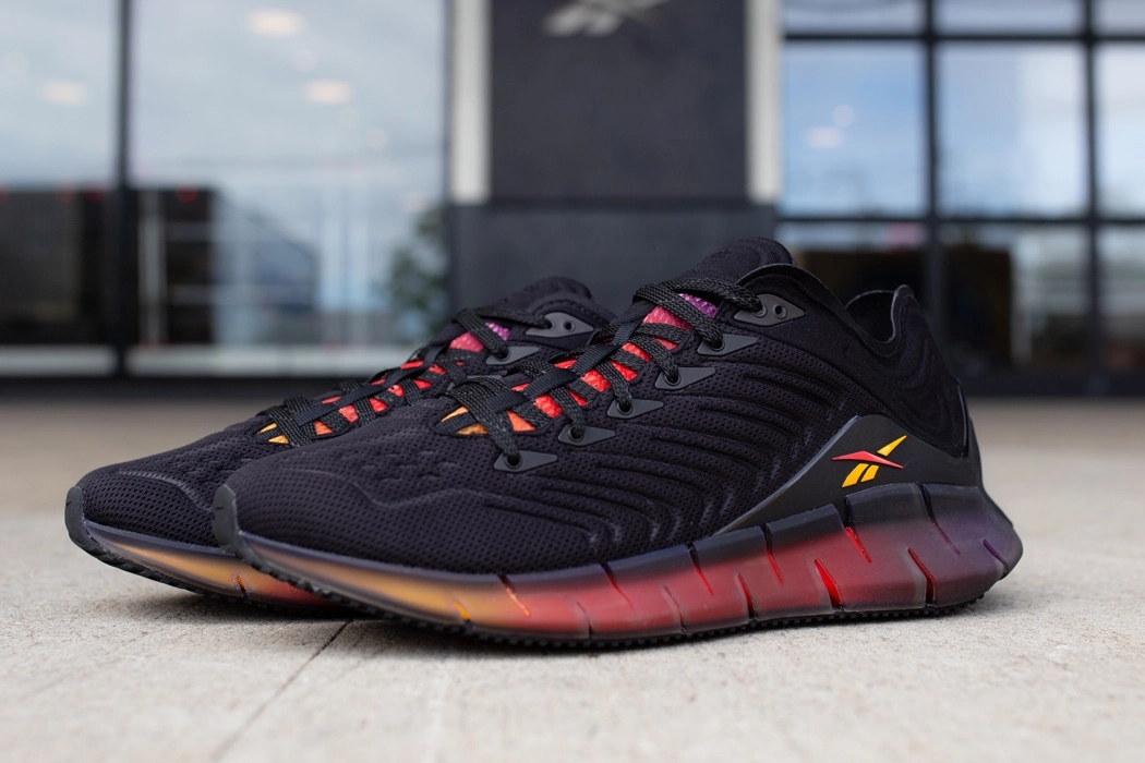 sneakers，reebok ，city，