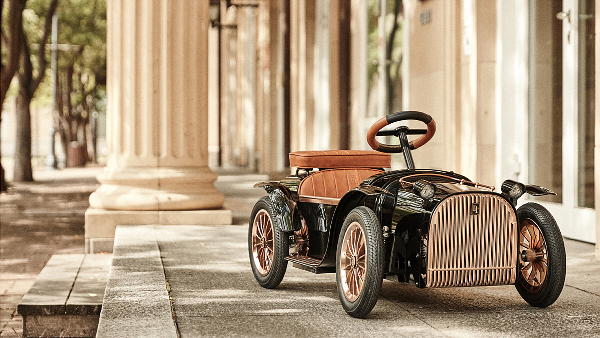 automobile，children，Electric vehicle，