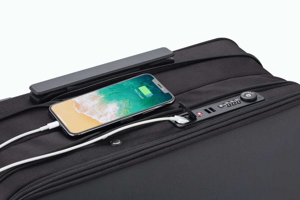 knapsack，Draw bar box，black，Guard against theft，waterproof，