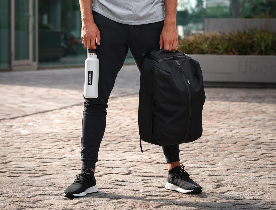 knapsack，Draw bar box，black，Guard against theft，waterproof，