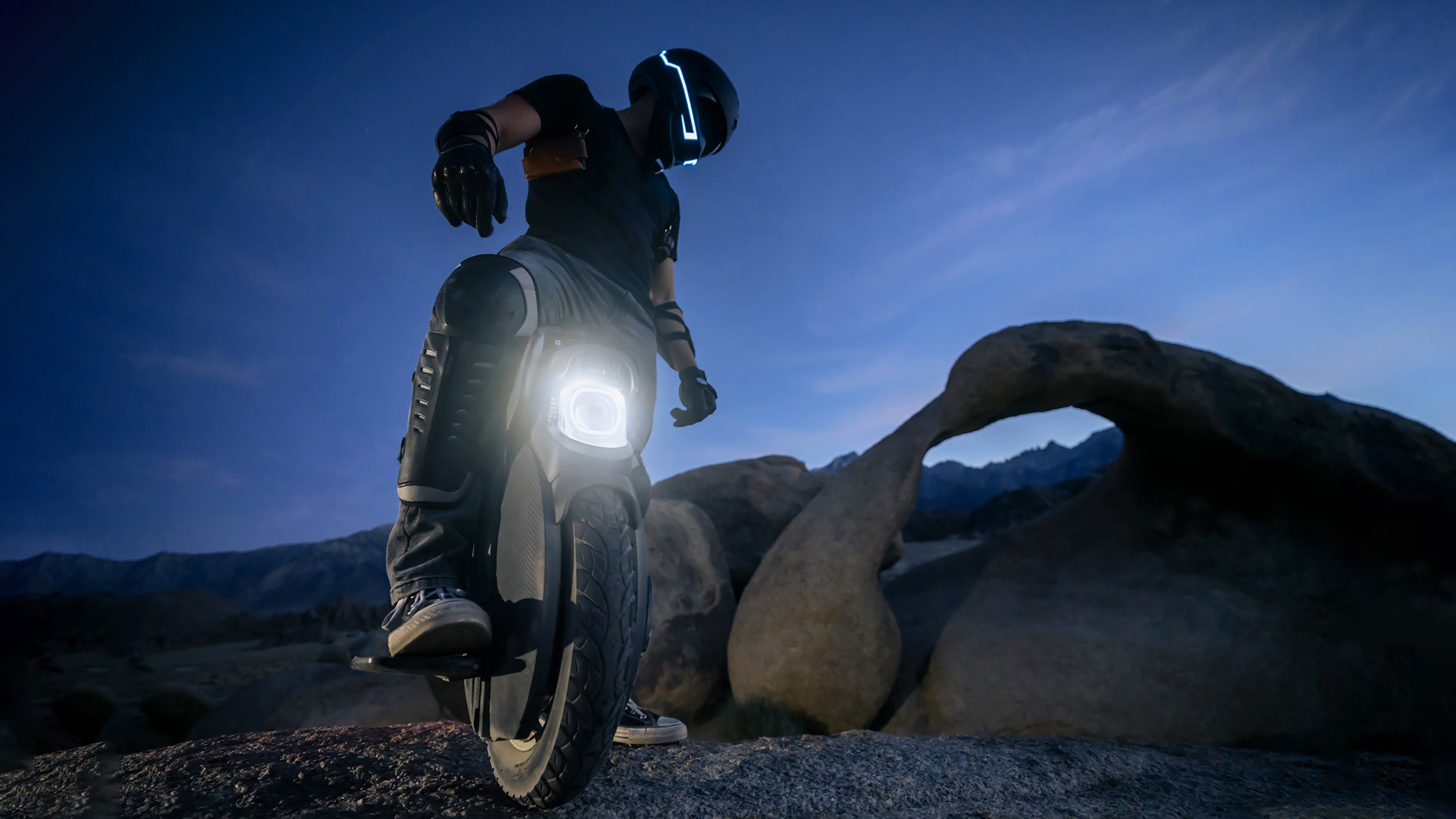 wheelbarrow，Balance car，Enjoy the world，id，shock absorption，