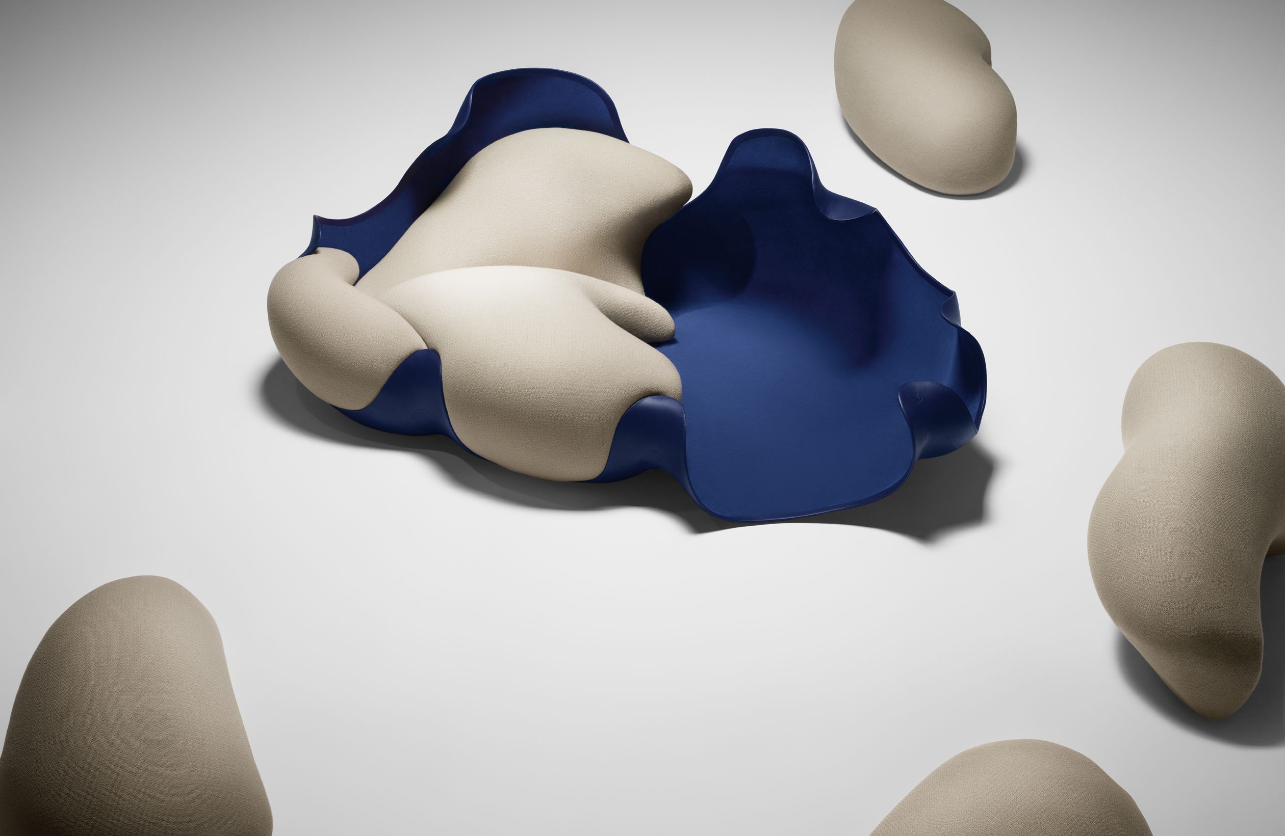 Leather goods，package，chair，chair，furniture，