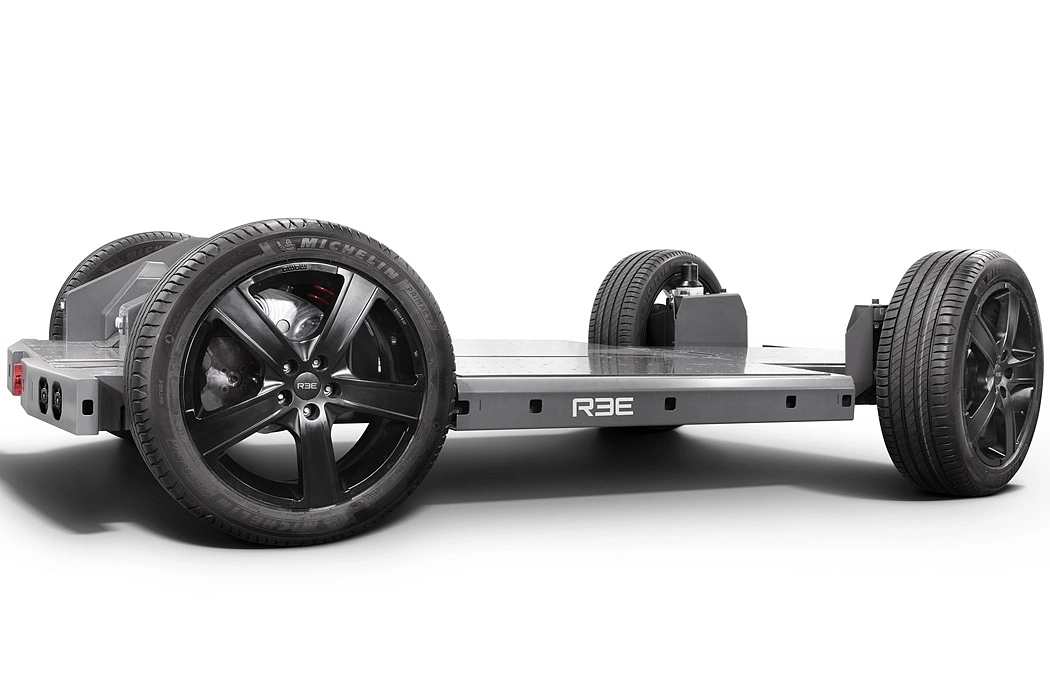automobile，chassis，platform，