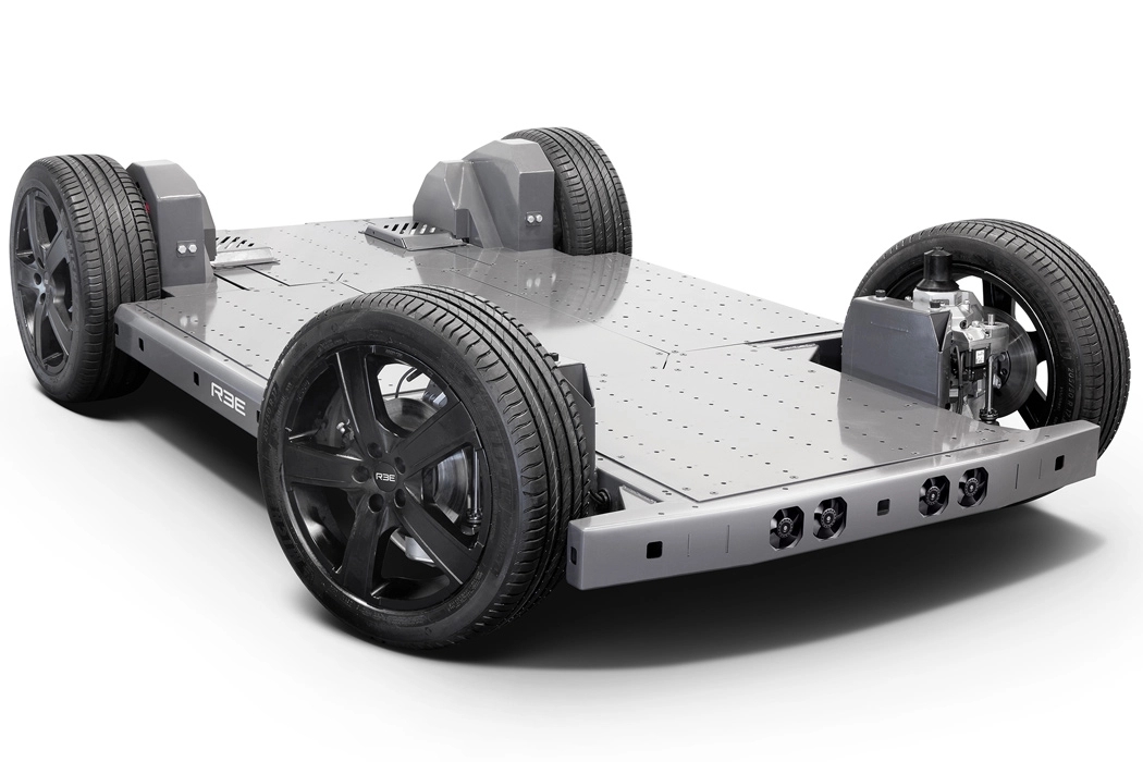 automobile，chassis，platform，