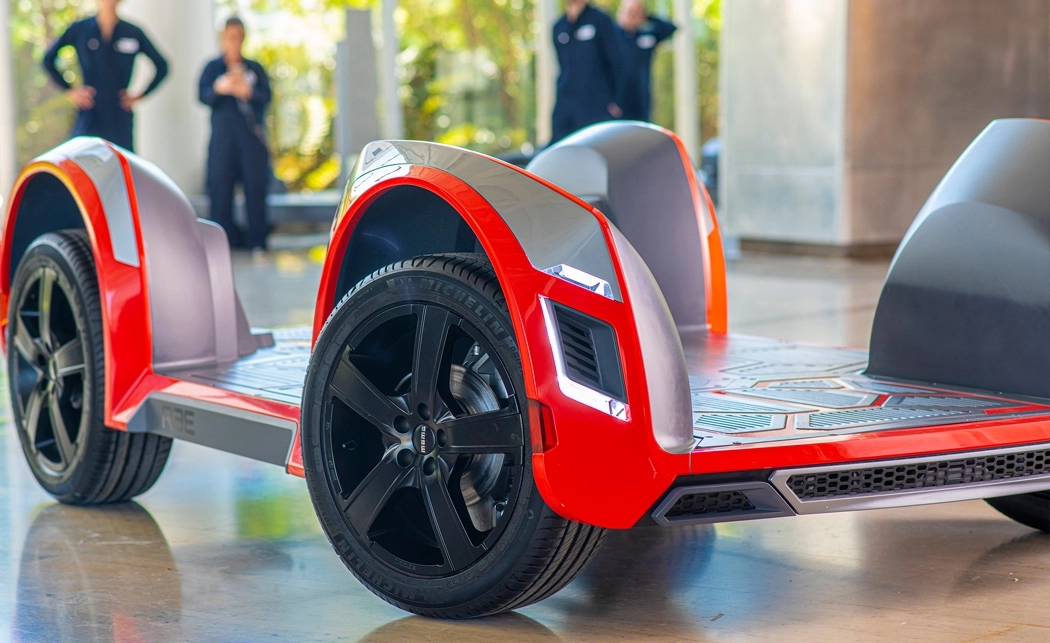 automobile，chassis，platform，