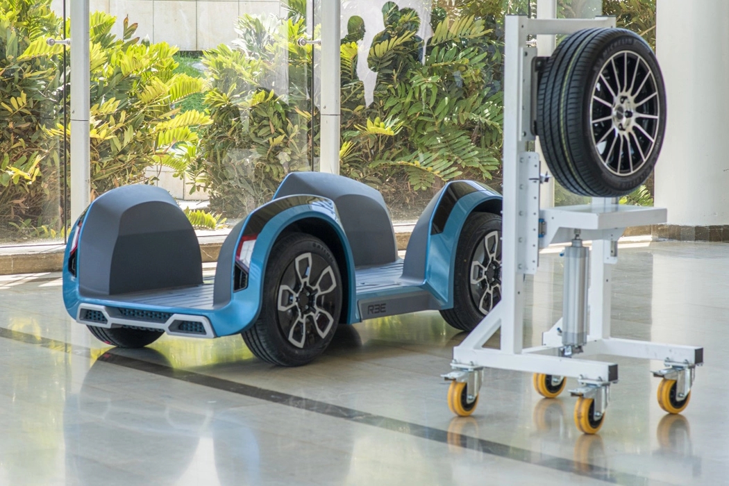 automobile，chassis，platform，