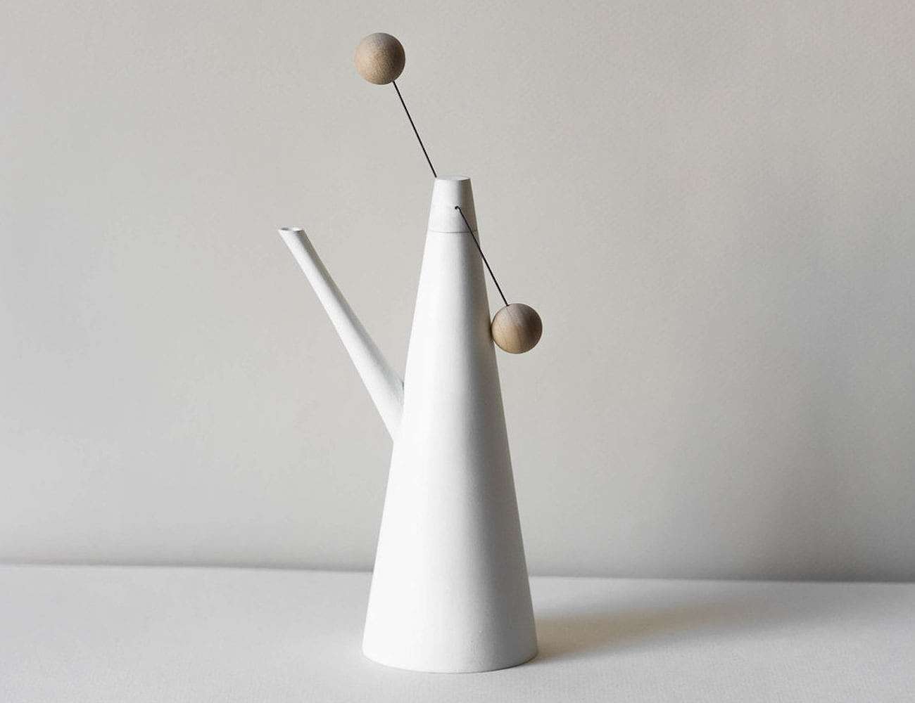 soy sauce，bottle，Seesaw，Artwork，