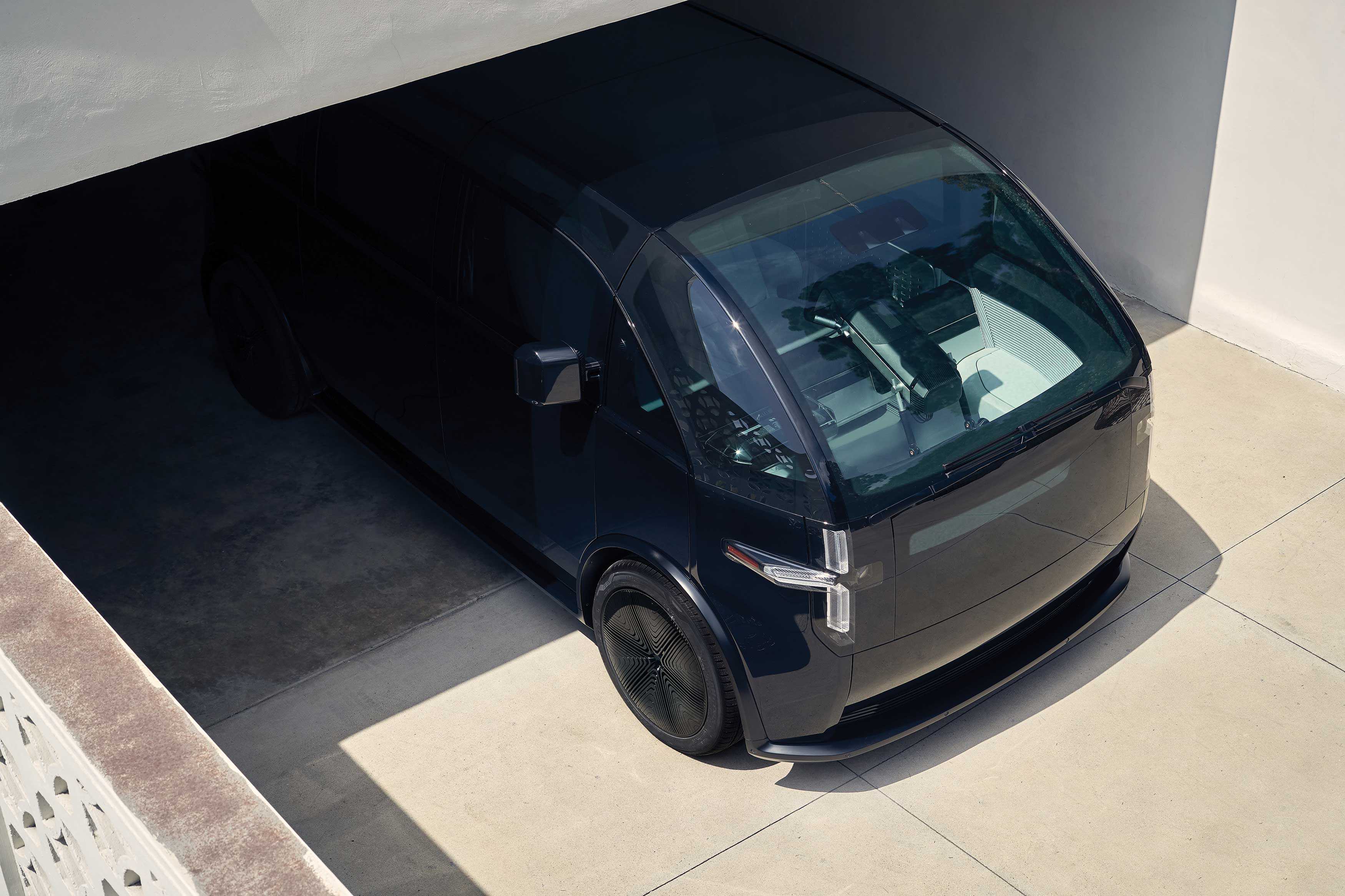 2020 red dot design concept award，Canoo，automobile，