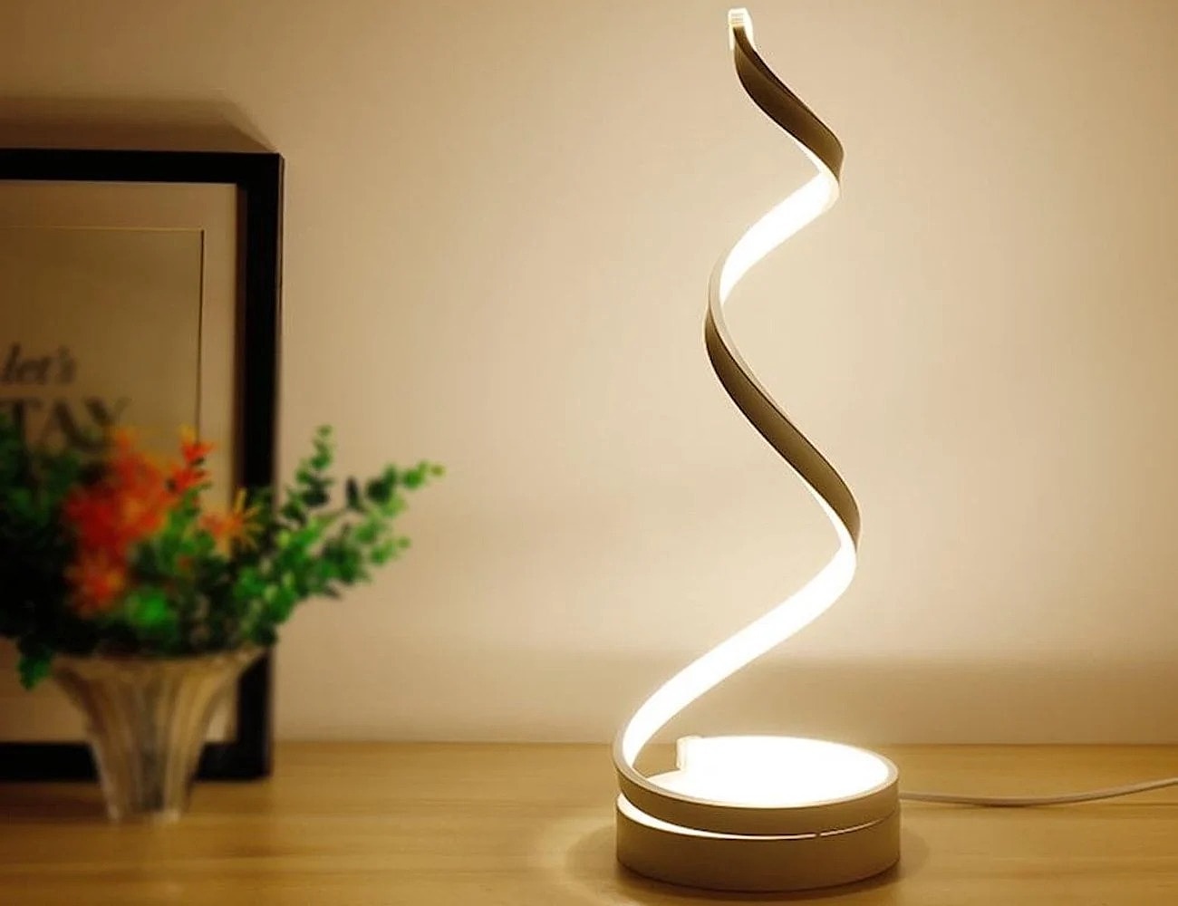lamps and lanterns，screw，fashion，led，save，