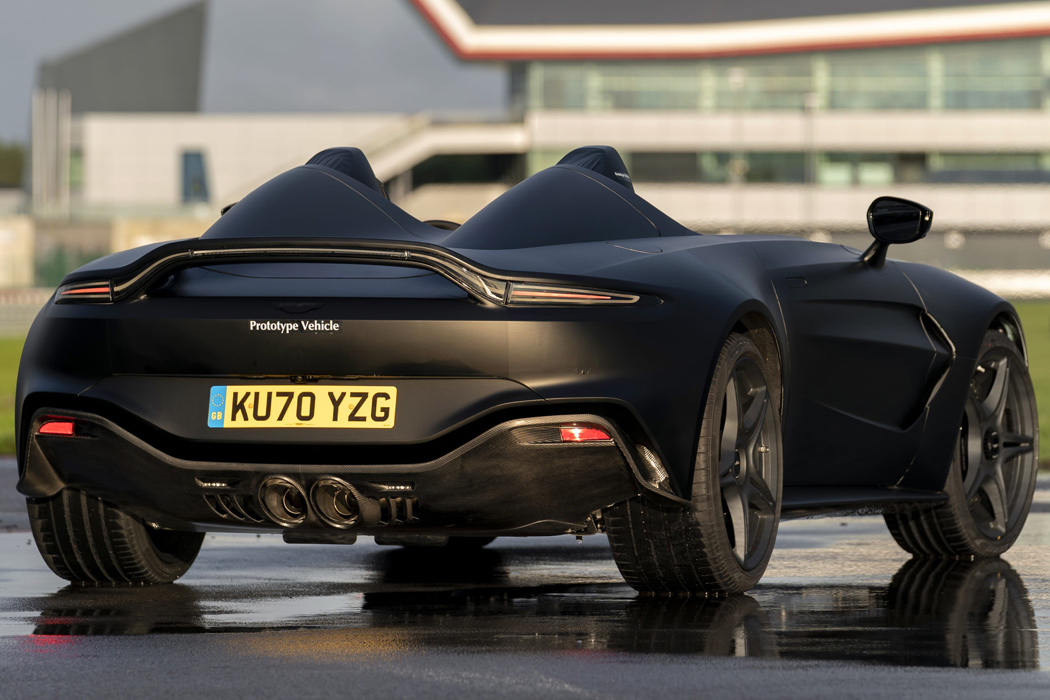 V12，Aston Martin，carbon fibre，