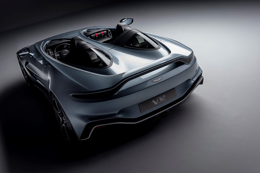 V12，Aston Martin，carbon fibre，