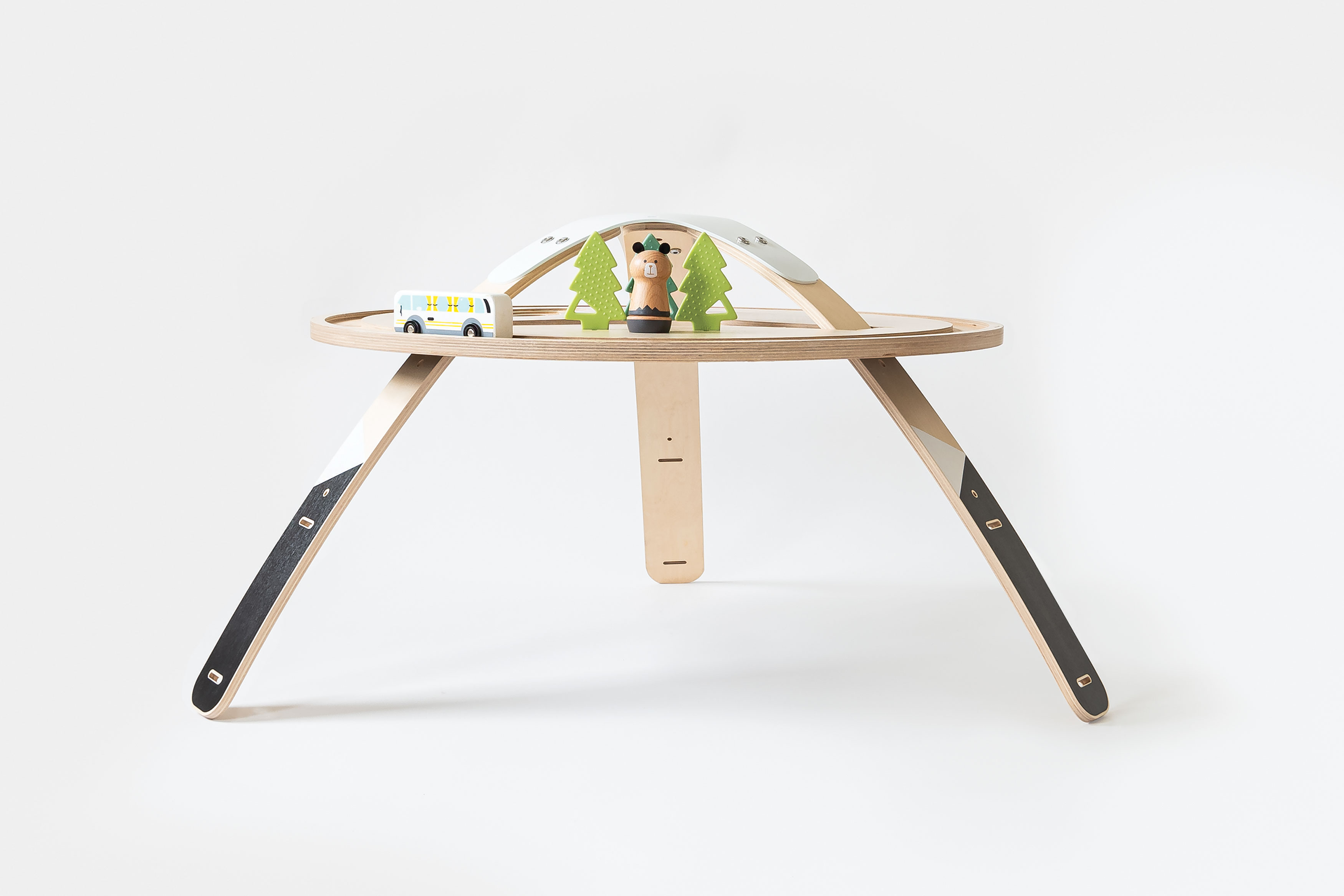 2020 red dot design concept award，Little Jump，Toys，Toy jumping chair，baby，