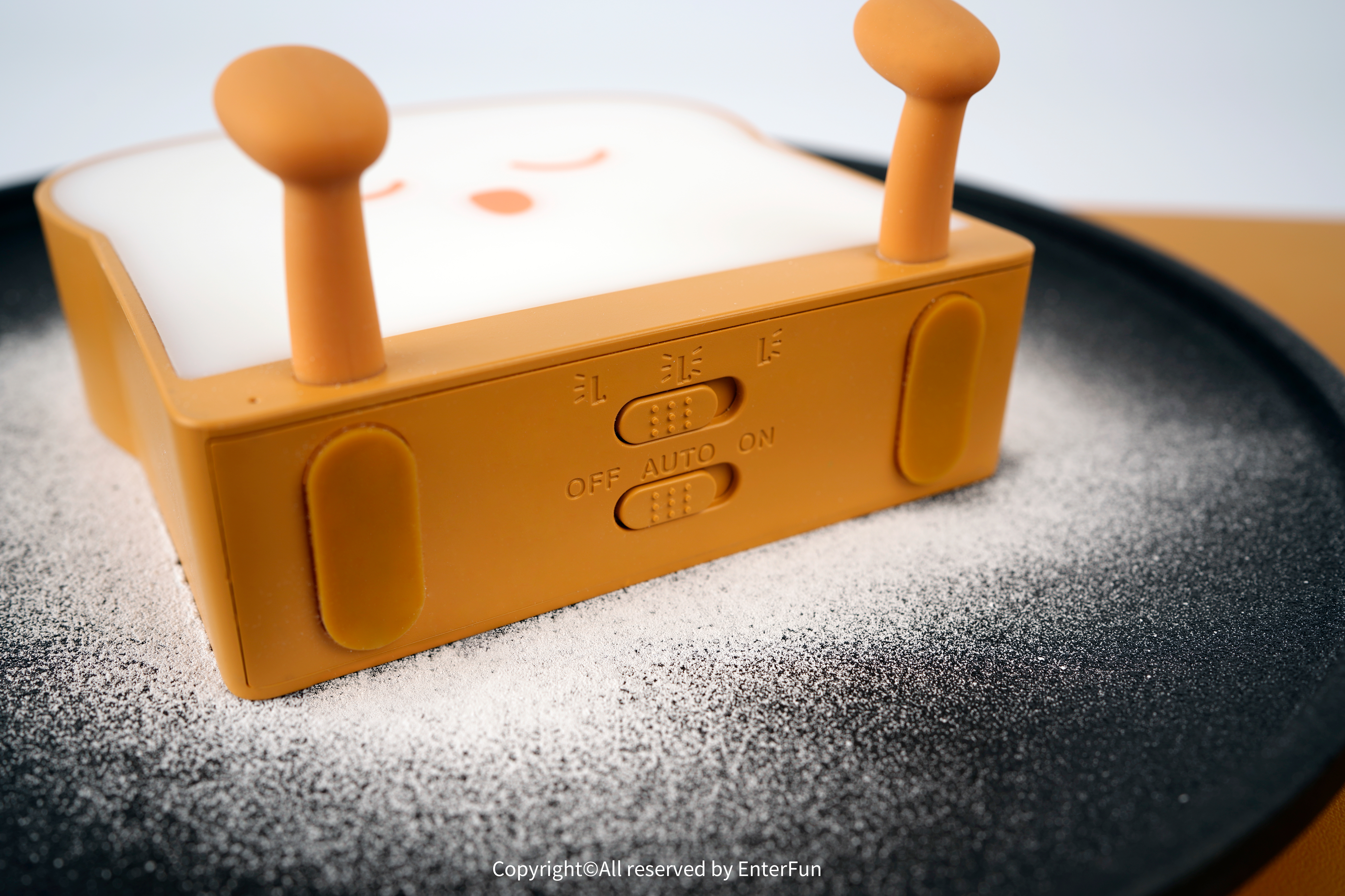 Toast night light，