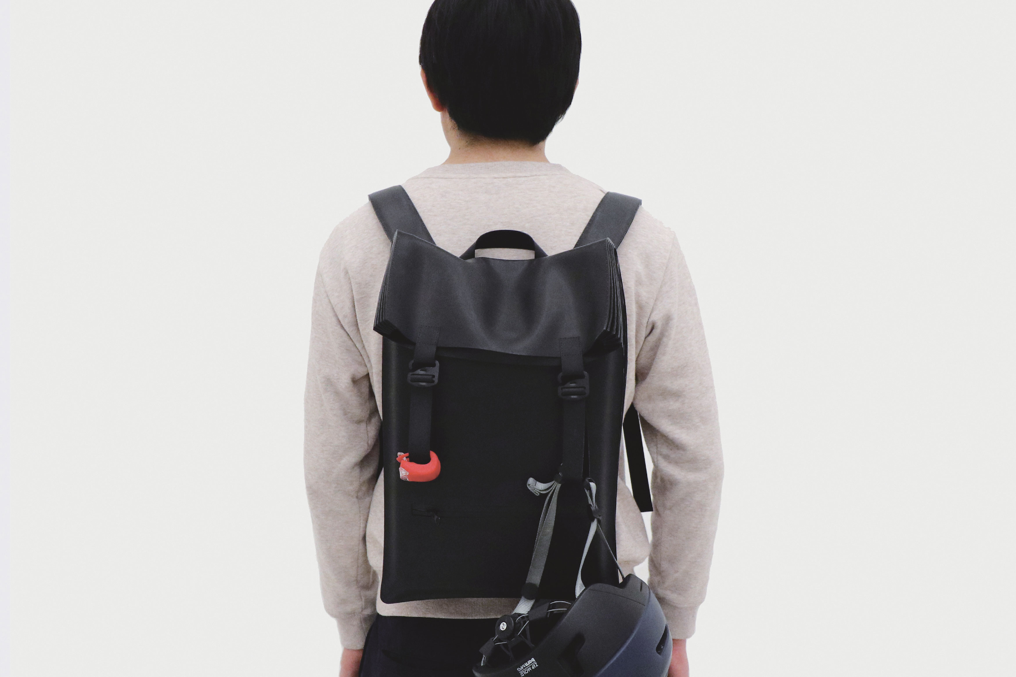 2020 red dot design concept award，Un/Limited，knapsack，black，