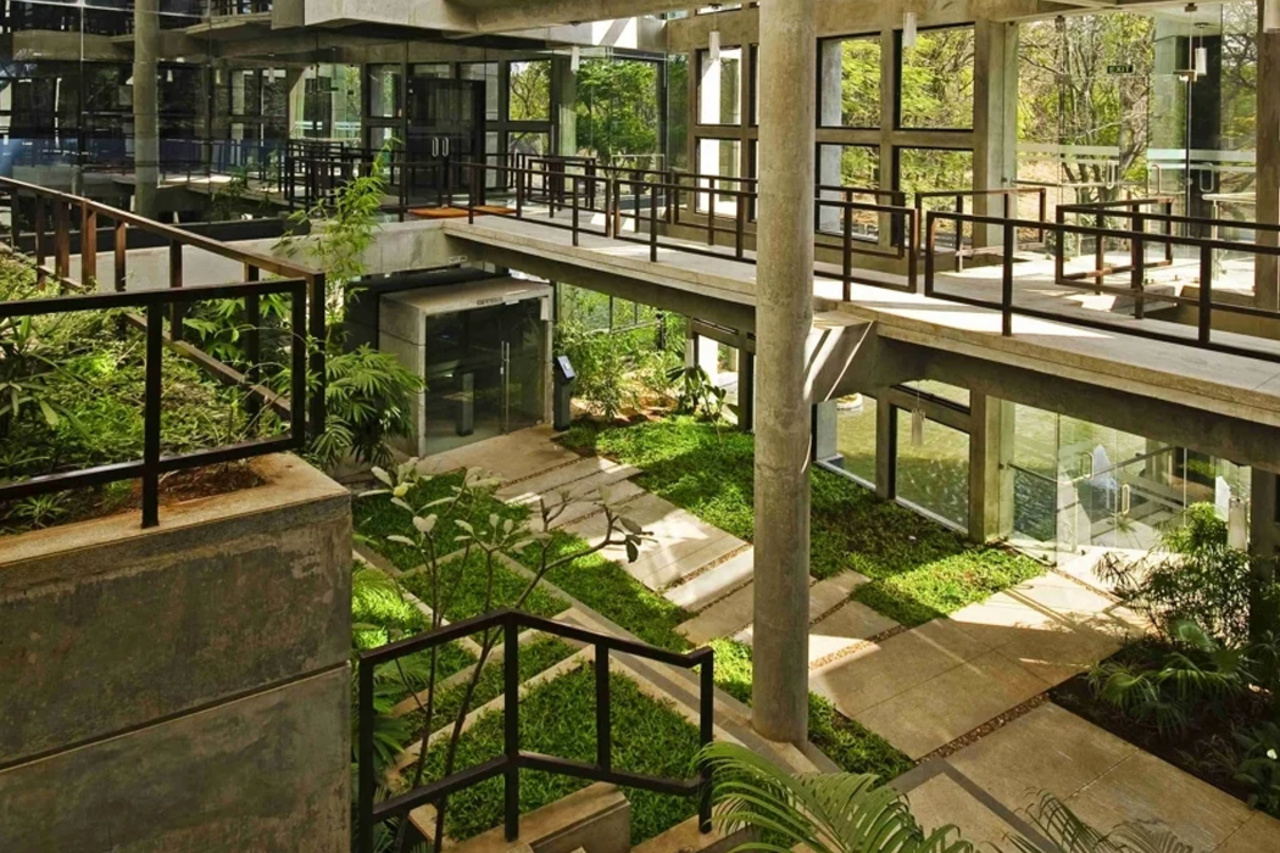 带有室内花园的建筑设计 使您的房子像家一样 普象网