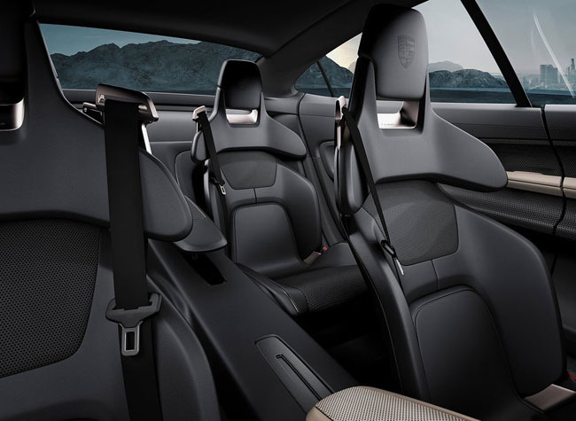 Porsche，mission-e，Electric sports car，conceptual design，Sports car design，