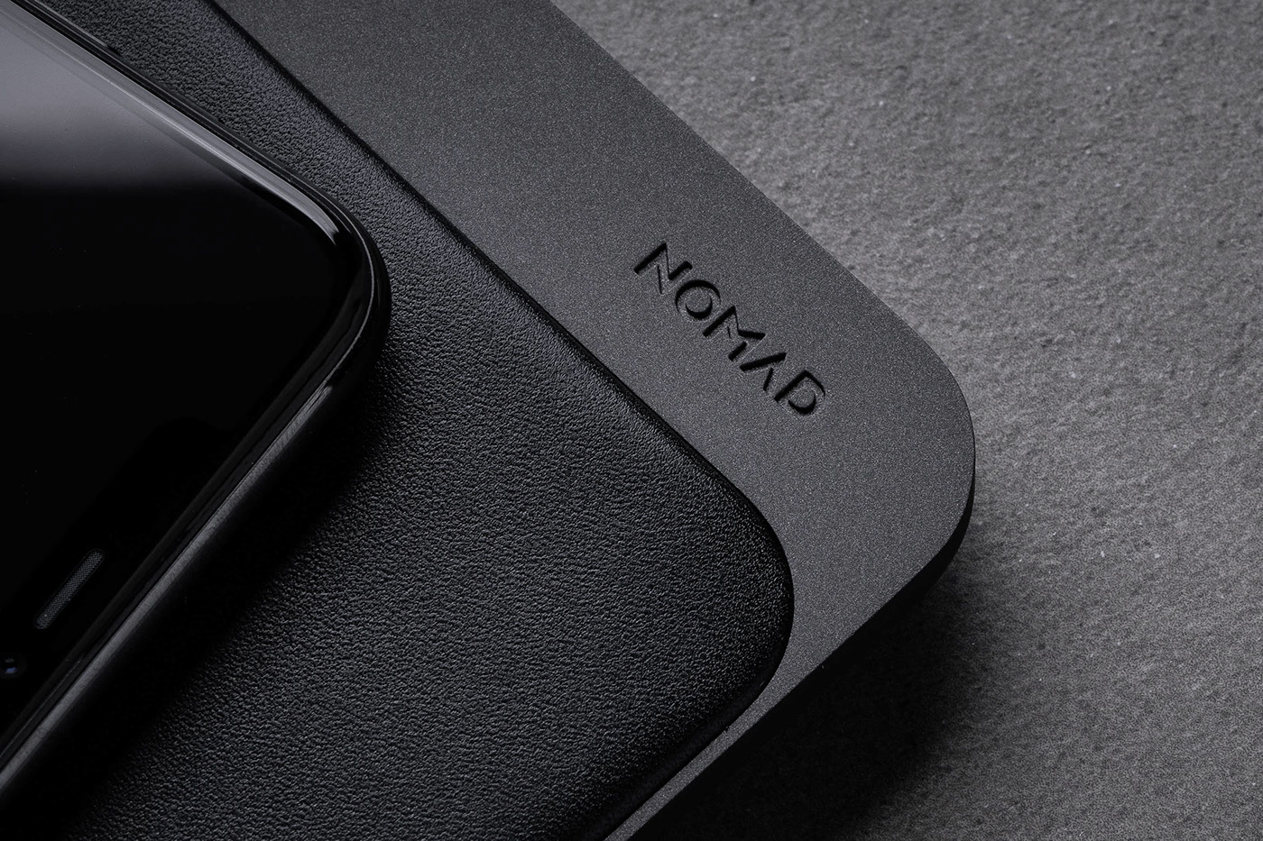 nomad，wireless charger ，Position freedom，Easy charging，