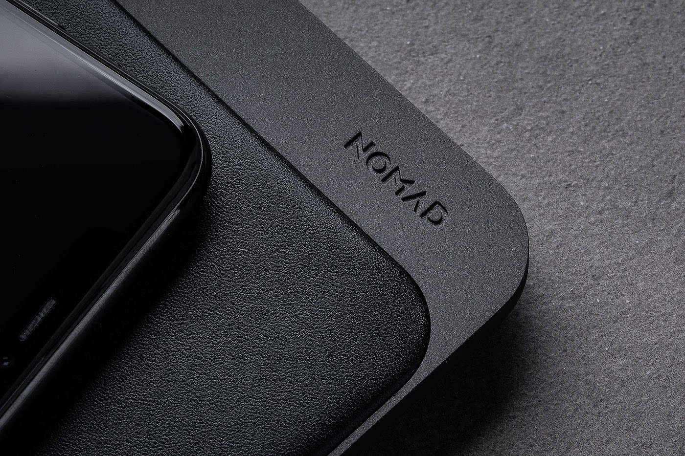 nomad，wireless charger ，Position freedom，Easy charging，
