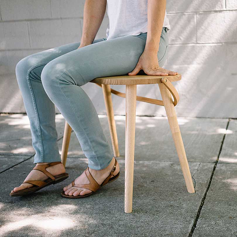 Bucket stool，Curved wooden handle，White wax wooden stool，Single bucket stool，Double bucket stool，Stepped bucket stool，Long barrel stool，