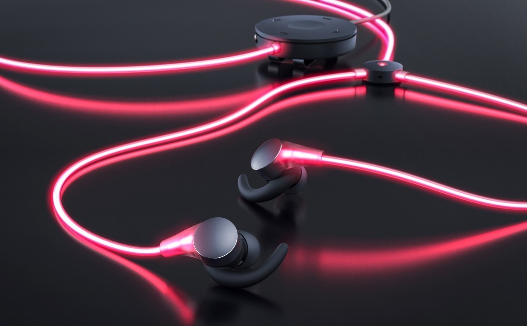 Luminous earphone，