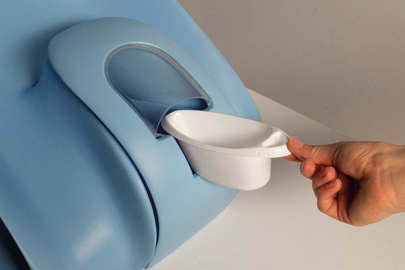 2020 red dot design concept award，Clean Catch，children，sterile，Children's urine collection cup，