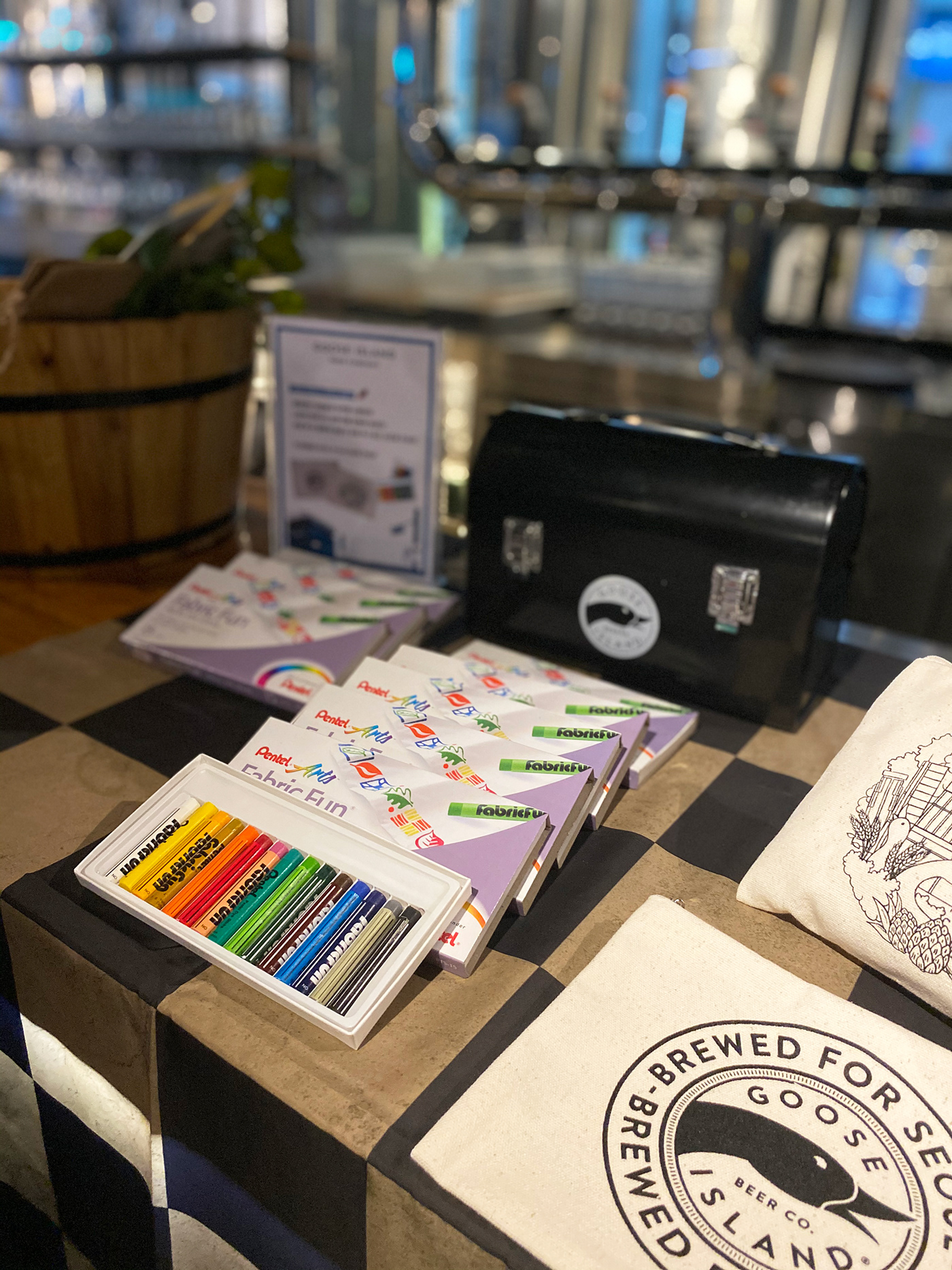 DuckDuckGoose，packing design，blue，