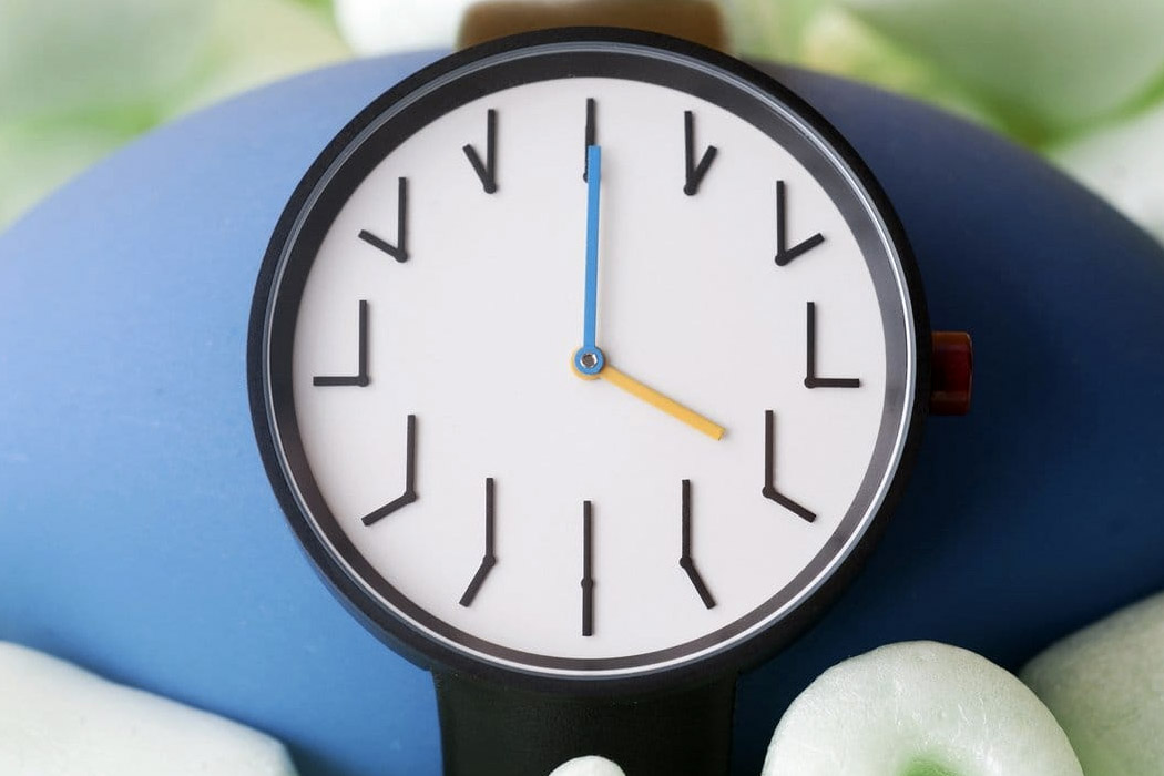 mechanical watch，Wristwatch，black，