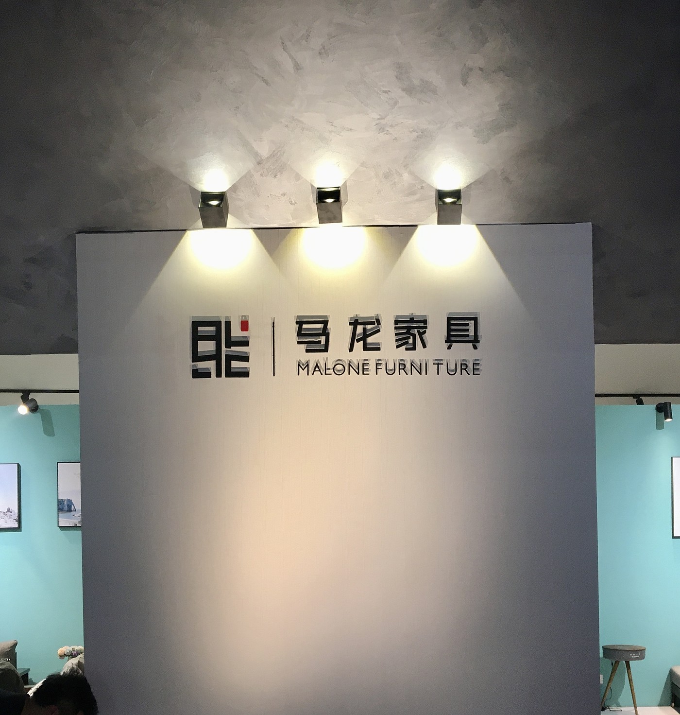 Furniture exhibition hall，color，space，