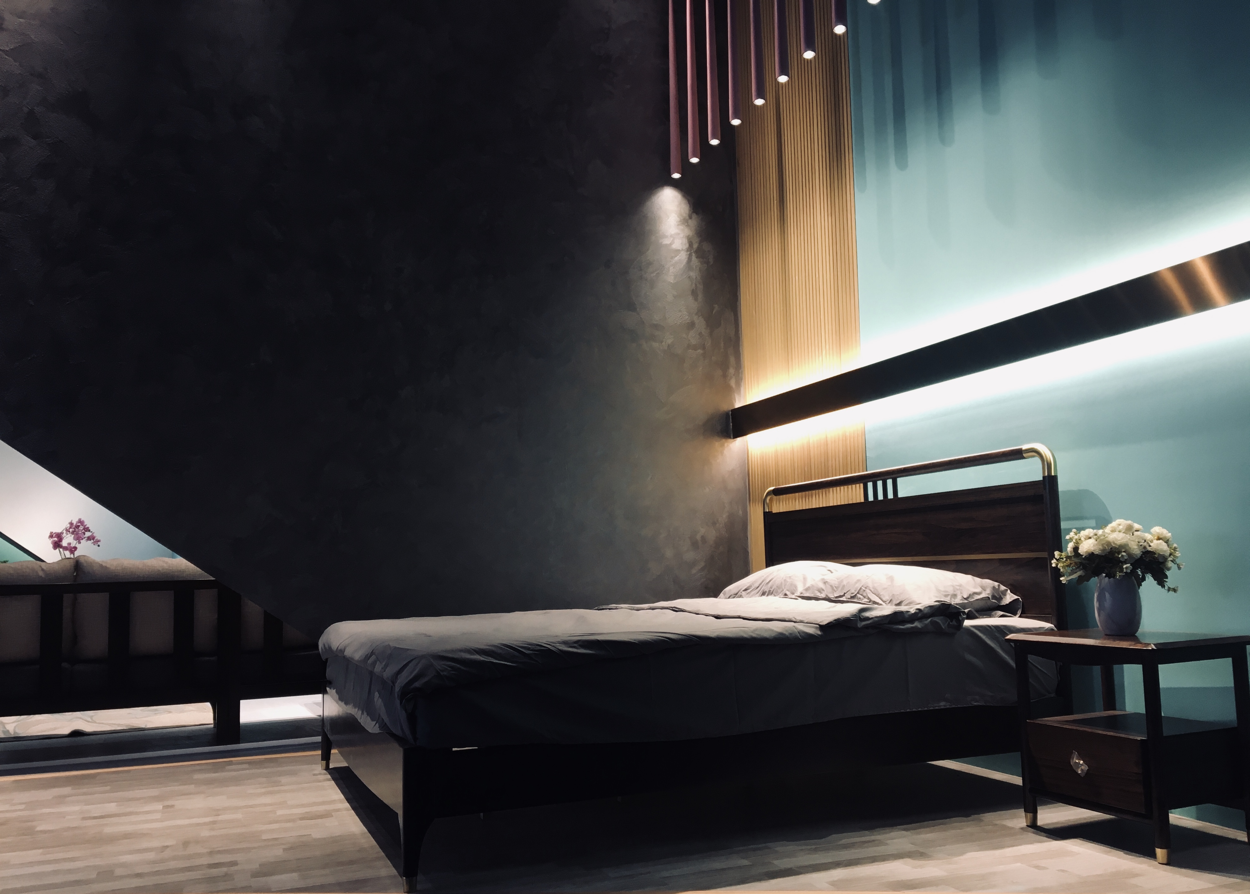 Furniture exhibition hall，color，space，