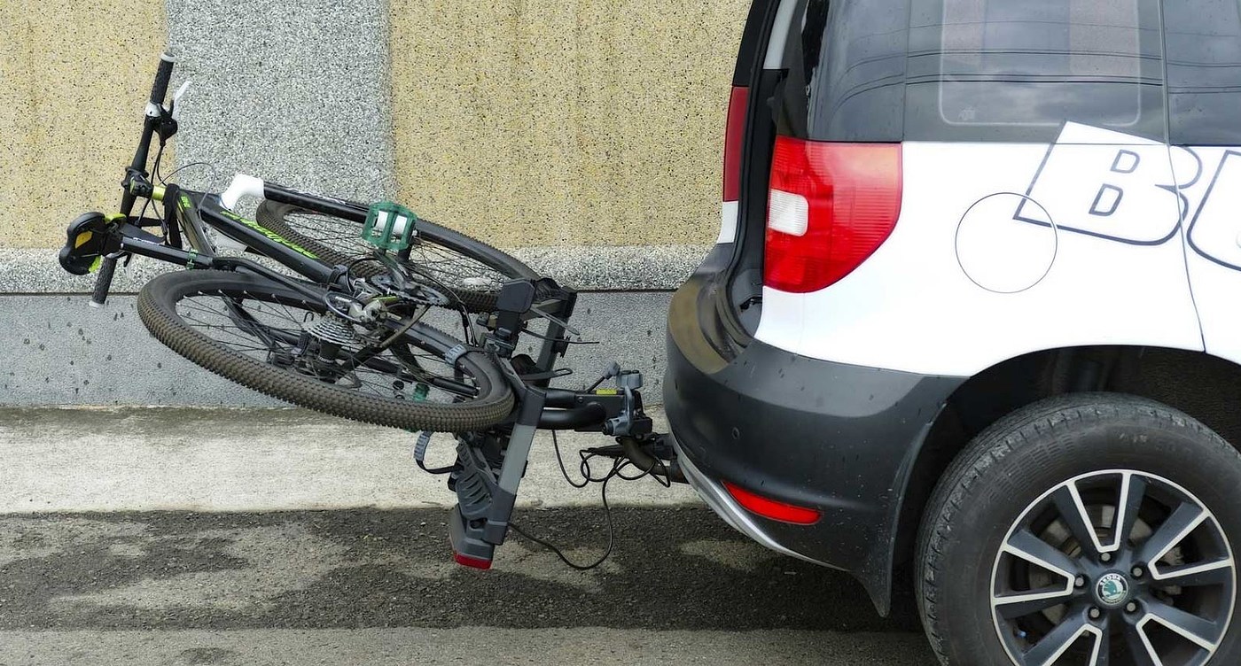 2020 red dot design concept award，EAZZY2，Bicycle Stand，fold，