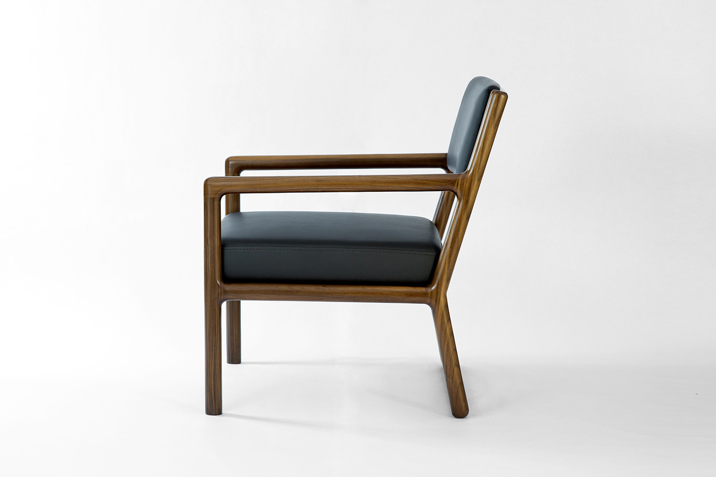 Armchair，classic，solid wood，Leatherwear，