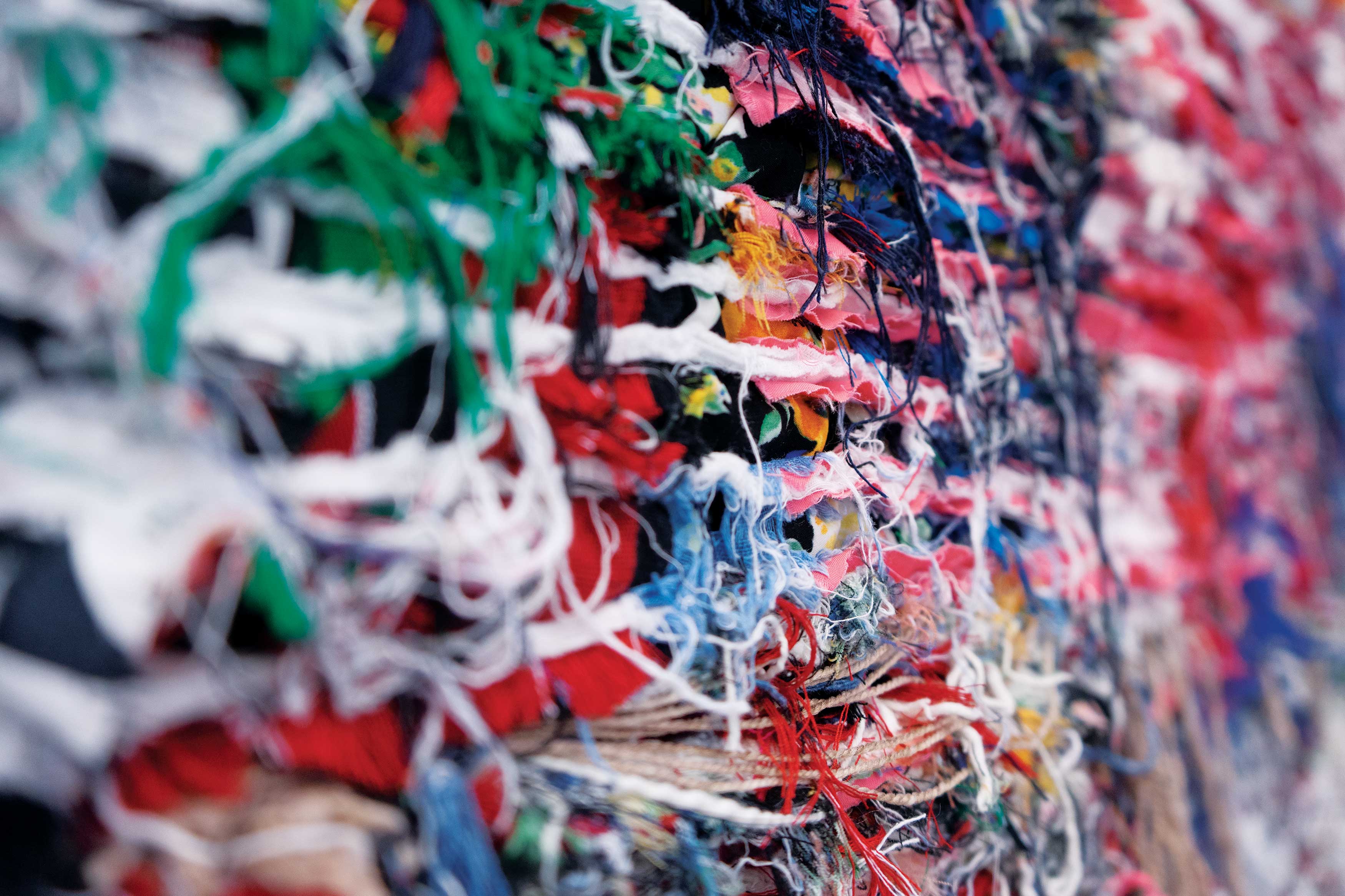 2020 red dot design concept award，Metamorphosis，Second hand fabric system，Textile combination，