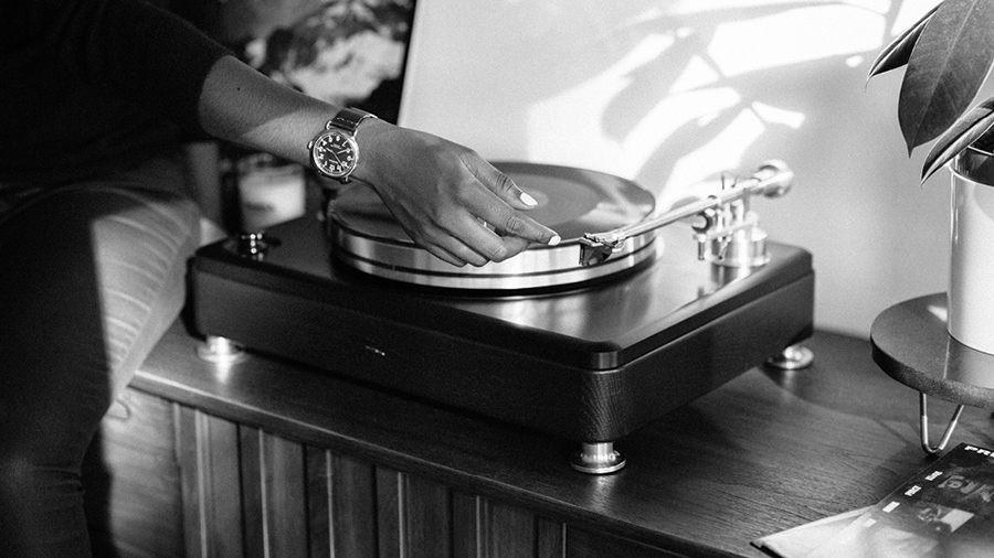 shinola，jukebox，Record player，Home appliance design，