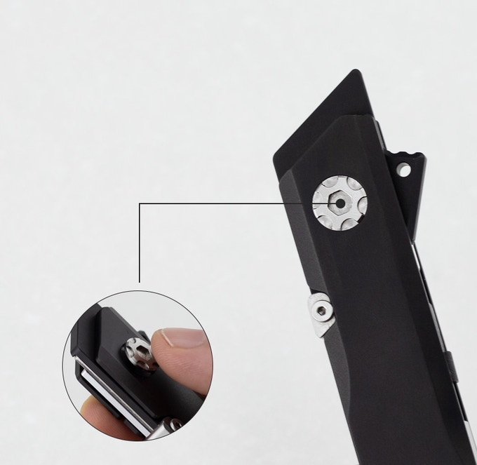 Crow titanium folding knife，raven，Practical and durable，Multifunctional folding knife，Indoor and outdoor cutting tools，