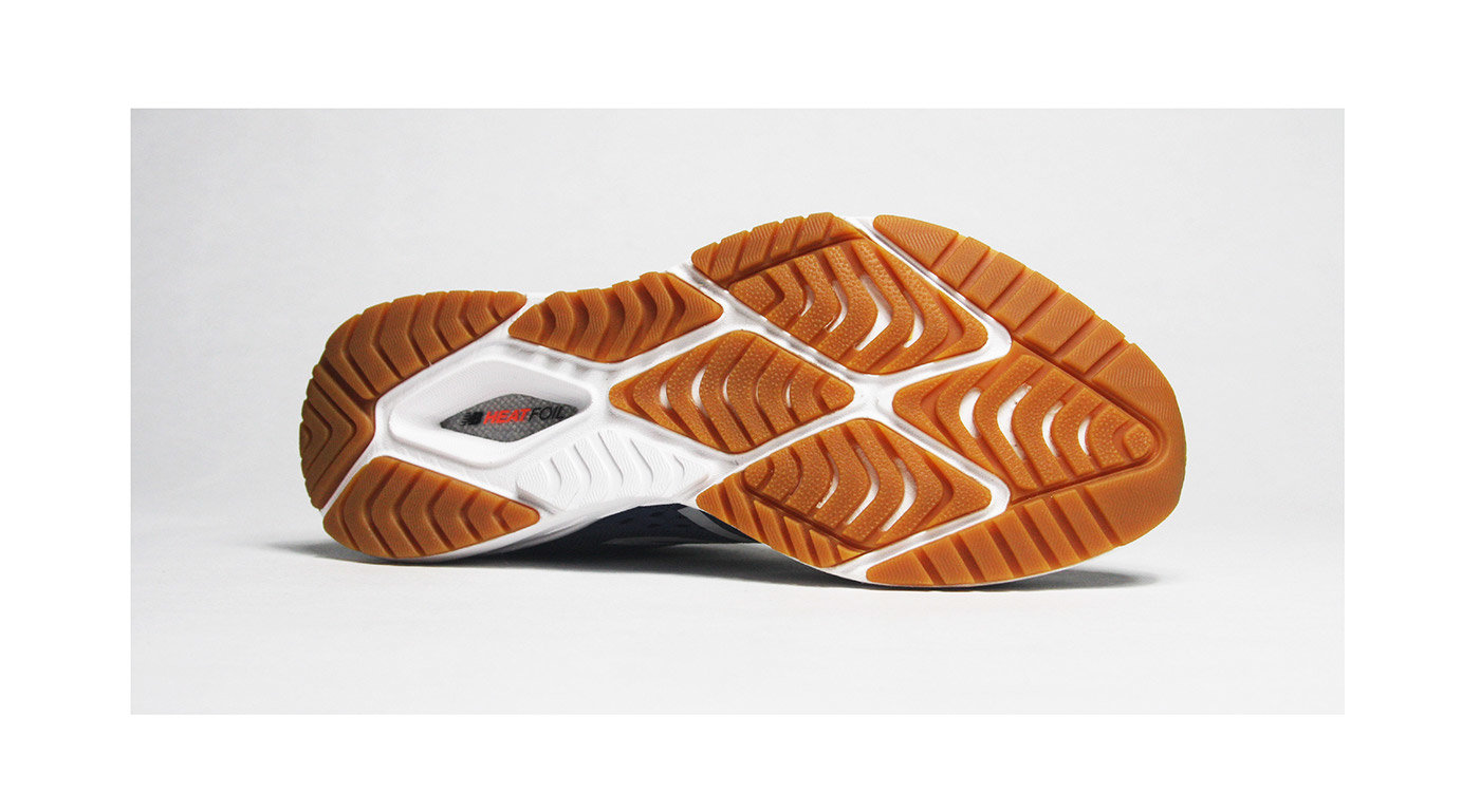 vazee，sneakers，Shoe design，Hand drawn，inspiration，streamline，